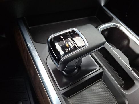 Used 2024 GMC Sierra 1500 SLT w/ SLT Premium Plus Package image 16