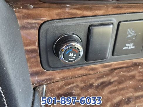 Used 2019 Nissan Armada Platinum w/ Captain's Chairs Package AWD/4WD image 24