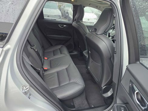 Certified 2025 Volvo XC60 B5 Plus image 12