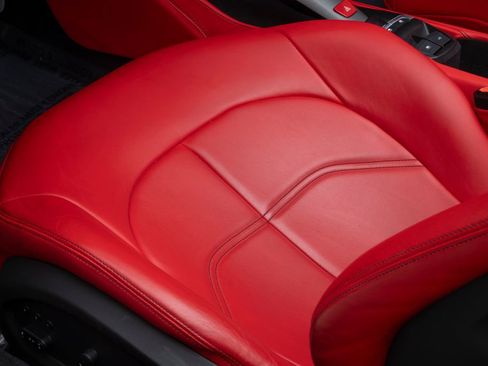 Used 2018 Ferrari 488 Spider Base image 27