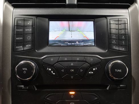 Used 2017 Ford Fusion SE FWD image 26