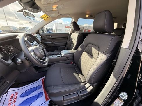 Certified 2024 Nissan Pathfinder S image 14