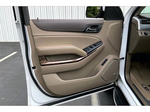 Used 2020 GMC Yukon SLT w/ Open Road Package AWD/4WD image 22
