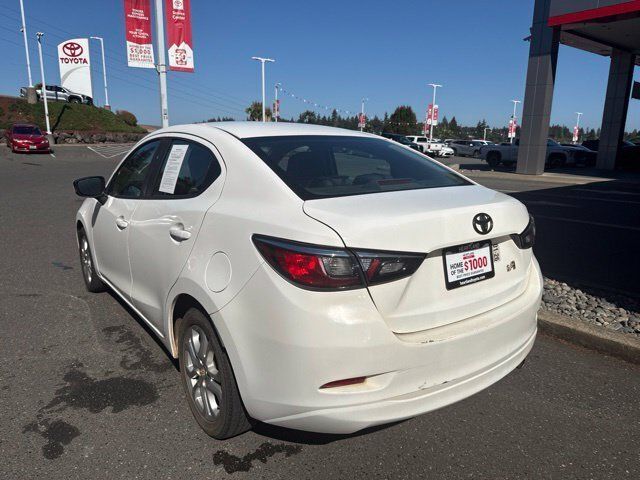 Used 2017 Toyota Yaris iA FWD image 5