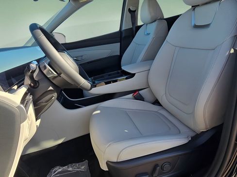 New 2026 Hyundai Tucson Limited image 13