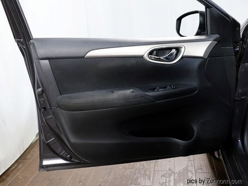 Used 2013 Nissan Sentra SV image 24