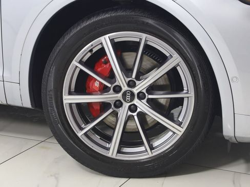 Used 2023 Audi SQ5 Prestige w/ Prestige Package AWD/4WD image 17