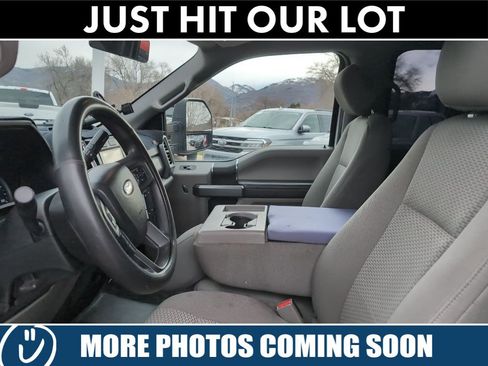 Used 2017 Ford F250 XLT image 12