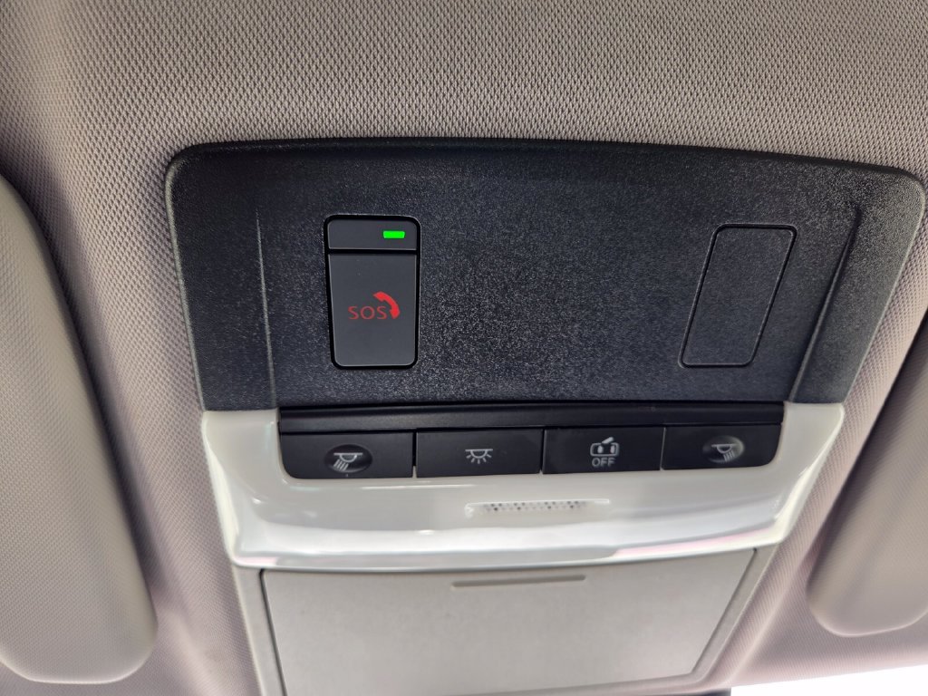 Used 2024 Mitsubishi Outlander SEL FWD image 19
