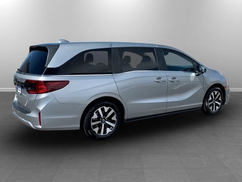 Used 2025 Honda Odyssey EX-L image 7