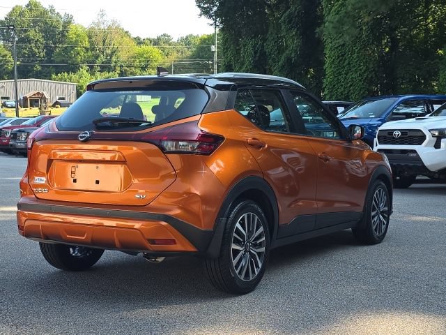Used 2022 Nissan Kicks SV FWD image 6