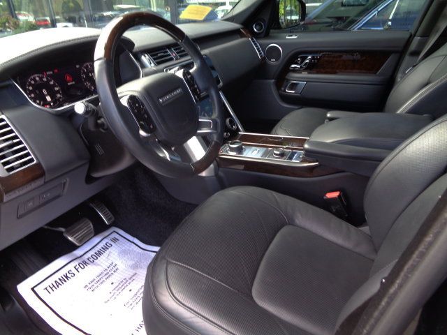 Used 2021 Land Rover Range Rover P525 Westminster Edition AWD/4WD image 9