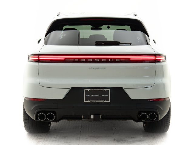 Certified 2026 Porsche Cayenne AWD/4WD image 36