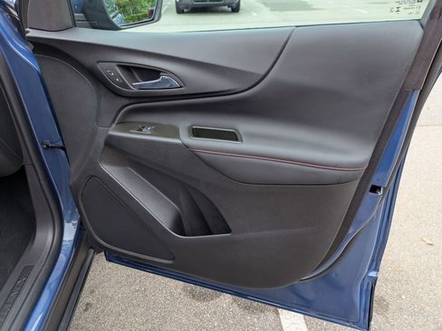 Used 2024 Chevrolet Equinox RS FWD image 41