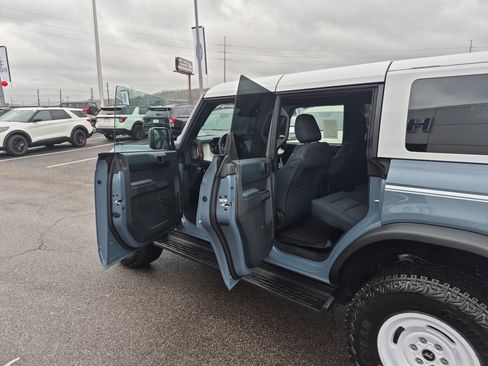 New 2025 Ford Bronco Heritage Edition image 12