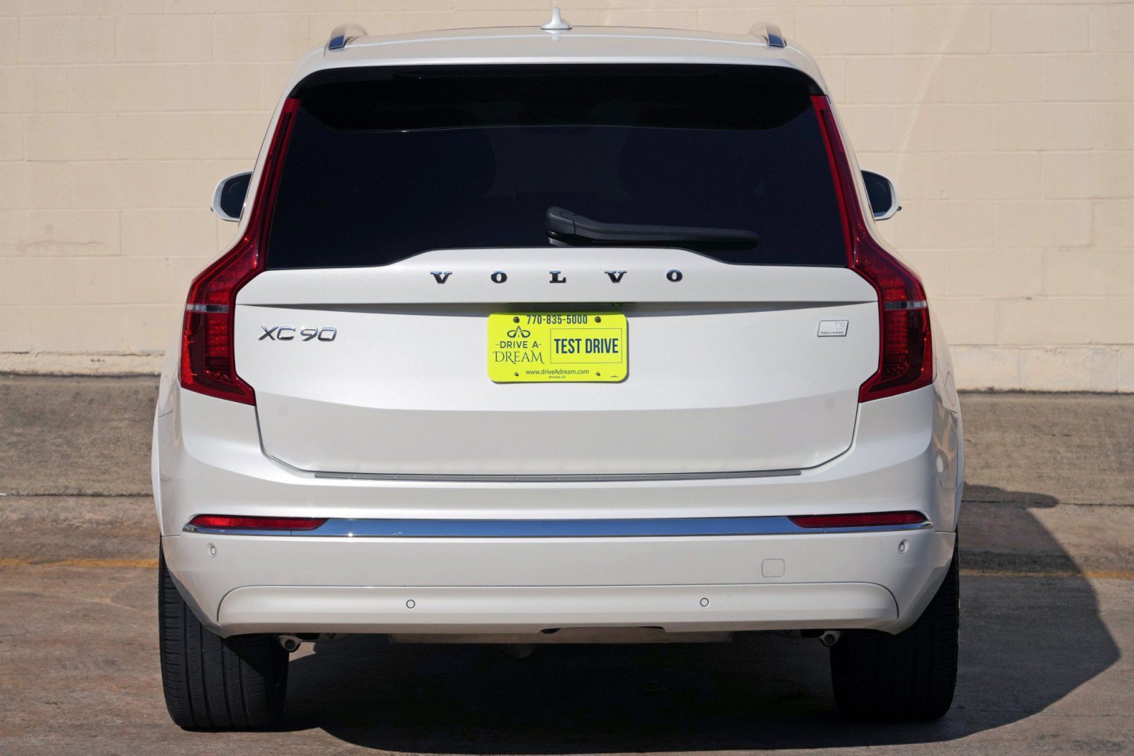 Used 2024 Volvo XC90 T8 Plus w/ Protection Package Premier AWD/4WD image 54