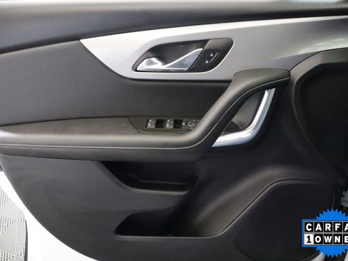 Used 2025 Chevrolet Blazer LT image 33