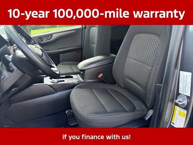 Used 2023 Ford Escape Active AWD/4WD image 31