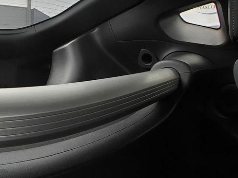 Used 2020 Nissan 370Z Touring Sport RWD image 11