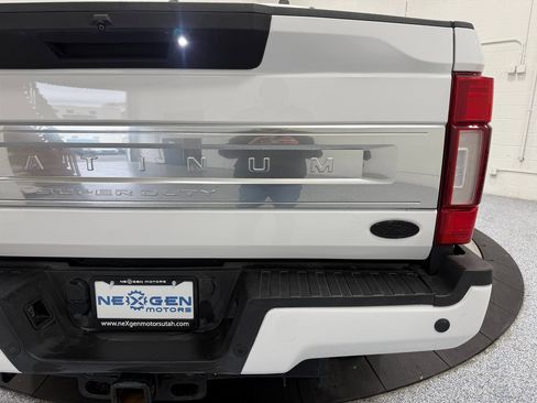 Used 2021 Ford F350 Platinum w/ Tremor Off-Road Package image 57