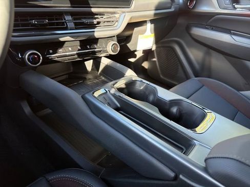 New 2026 Chevrolet Equinox EV RS image 30