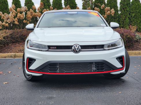 Used 2025 Volkswagen Jetta GLI Autobahn image 5