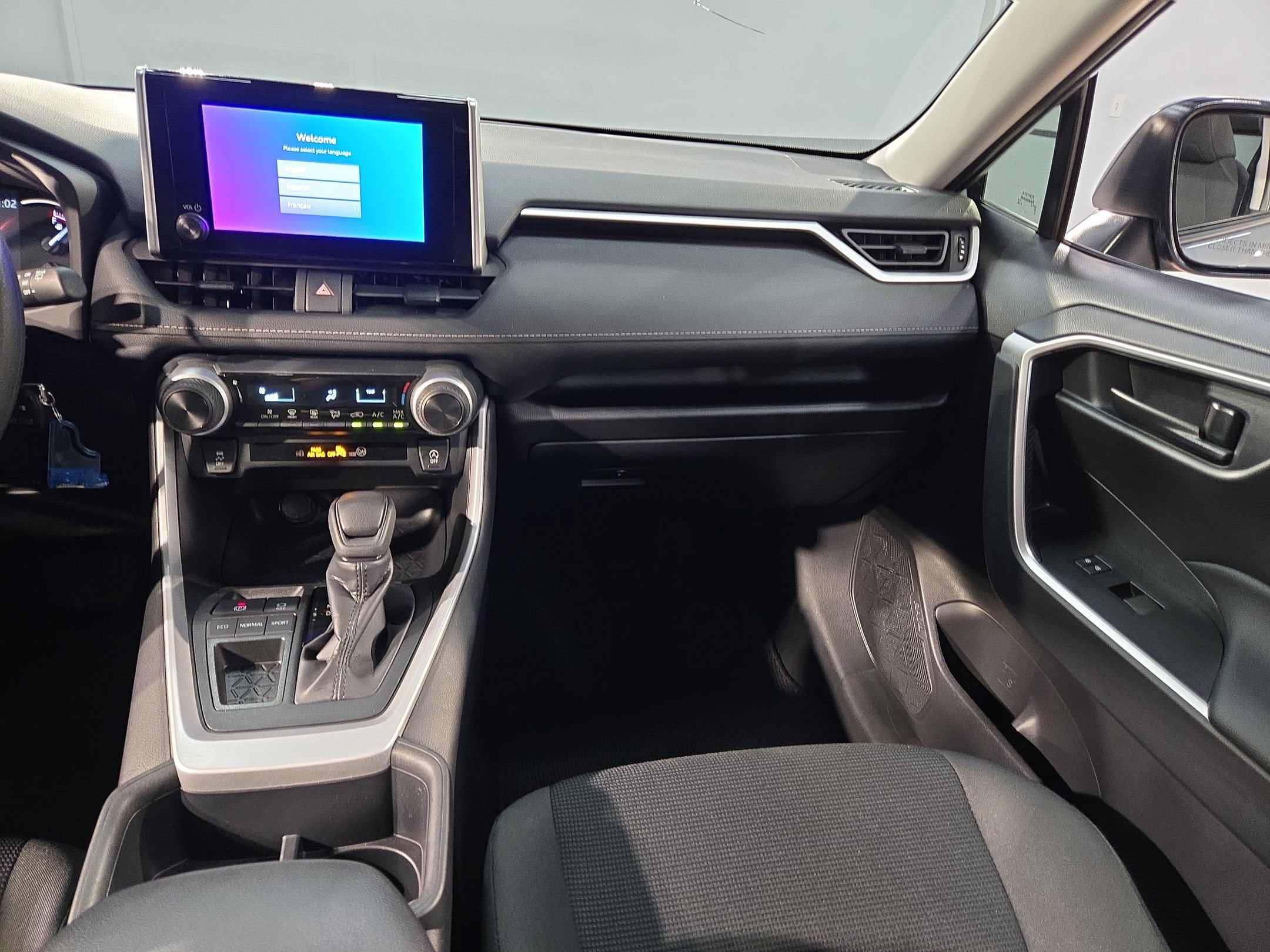 Certified 2025 Toyota RAV4 LE FWD image 11