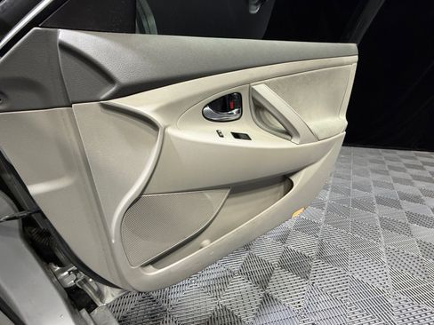 Used 2008 Toyota Camry LE image 16