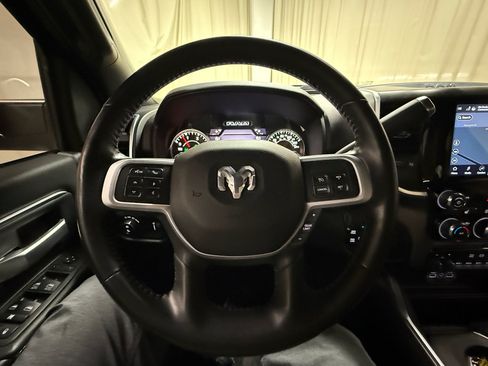 Used 2022 RAM 2500 Big Horn w/ Night Edition image 32