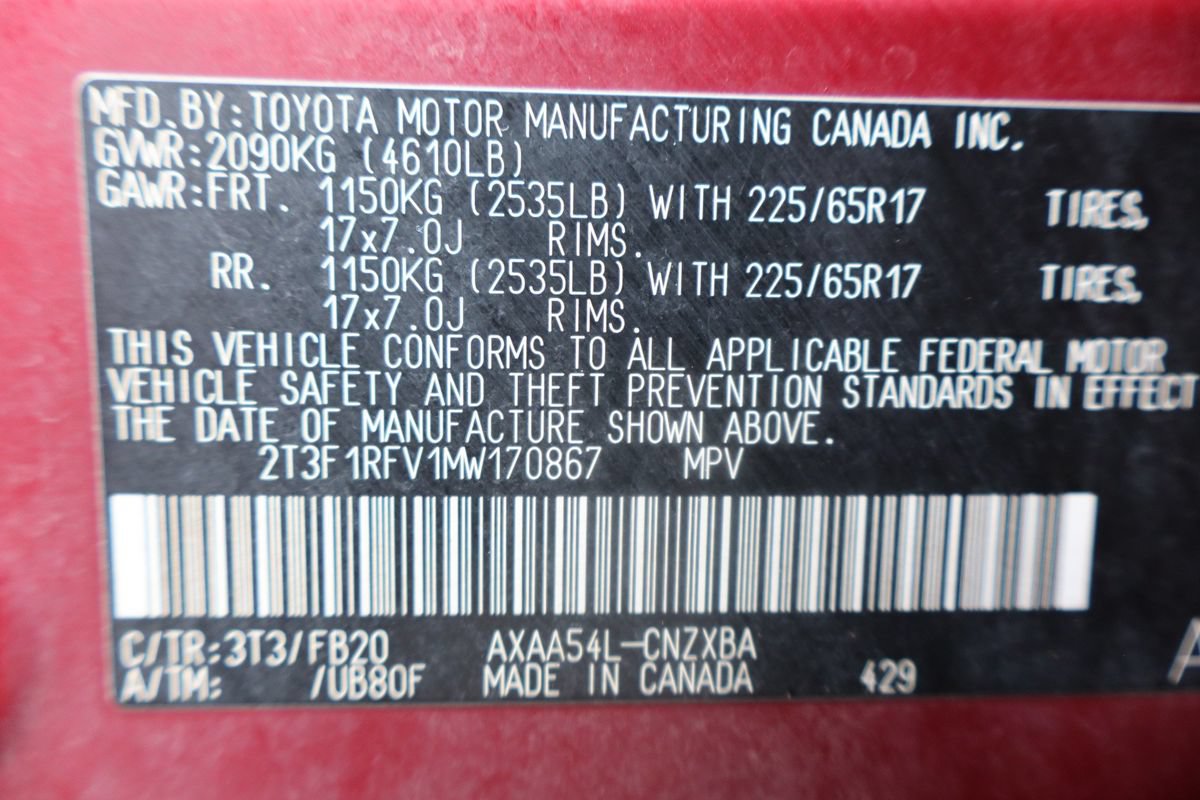 Used 2021 Toyota RAV4 LE w/ Carpet Mat Package (TMS) AWD/4WD image 46