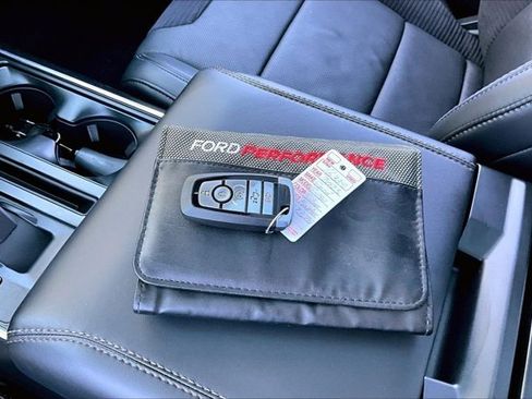 Used 2023 Ford F150 Raptor AWD/4WD image 34
