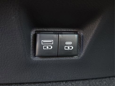 New 2026 Toyota Camry SE image 15