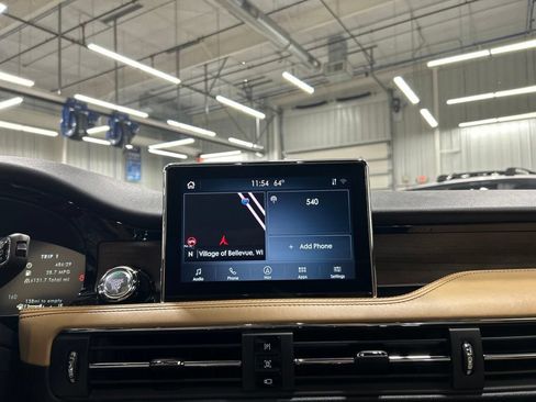 Certified 2022 Lincoln Corsair Reserve w/ Equipment Group 201A AWD/4WD image 19