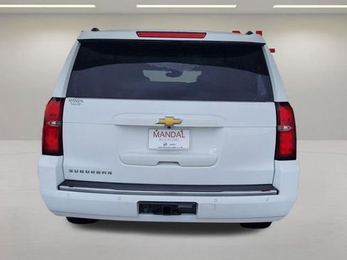 Used 2017 Chevrolet Suburban Premier AWD/4WD image 6
