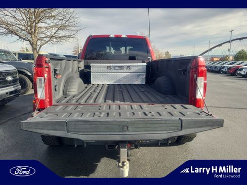 Used 2018 Ford F350 Lariat w/ Lariat Ultimate Package image 33