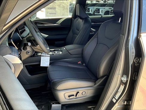 New 2026 INFINITI QX60 Sport w/ Dark Cargo Package image 24