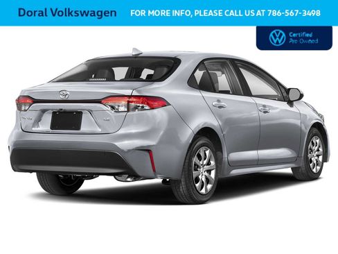 Used 2023 Toyota Corolla LE FWD image 2