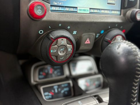 Used 2013 Chevrolet Camaro SS RWD image 15