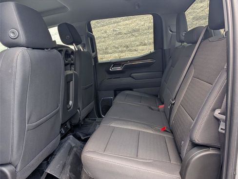 Used 2024 Chevrolet Silverado 1500 LT RWD image 14