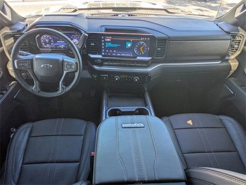 Used 2025 Chevrolet Silverado 2500 High Country w/ Midnight Edition image 17