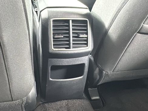 Used 2024 Kia Sportage LX image 34