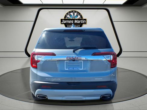Certified 2023 GMC Acadia SLE w/ LPO, Floor Liner Package AWD/4WD image 5