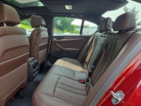 Used 2023 BMW 540i xDrive w/ Luxury Seating Package AWD/4WD image 10