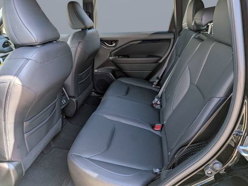 Certified 2025 Subaru Forester Limited w/ Protection Package (1PH) AWD/4WD image 16