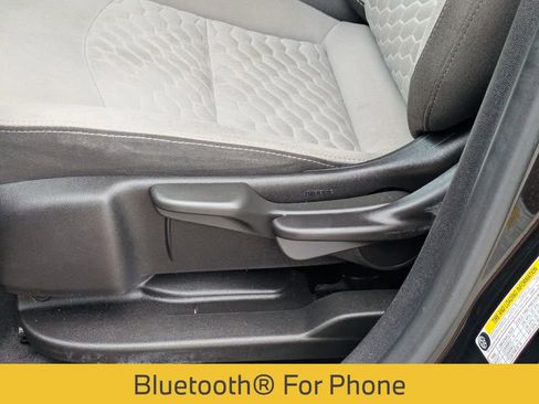 Used 2019 Chevrolet Equinox LS FWD image 15