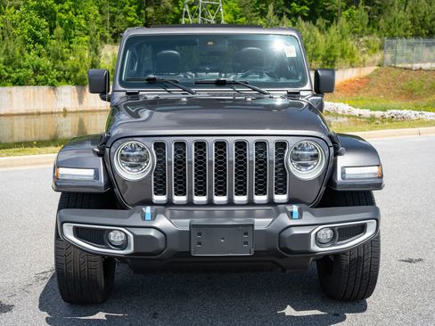 Used 2022 Jeep Wrangler Unlimited Sahara w/ Cold Weather Group AWD/4WD image 2