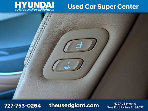 Used 2025 Genesis GV80 3.5T Prestige AWD/4WD image 18
