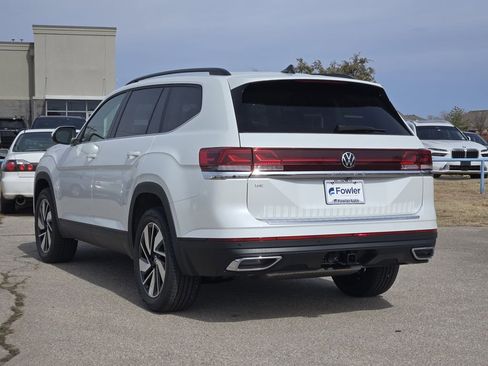 New 2026 Volkswagen Atlas SE FWD image 3