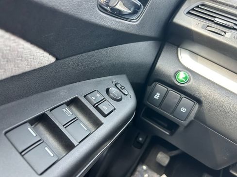 Used 2016 Honda CR-V EX image 30
