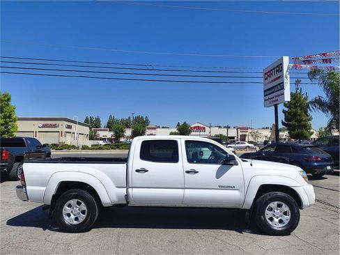 Used 2009 Toyota Tacoma PreRunner RWD image 4